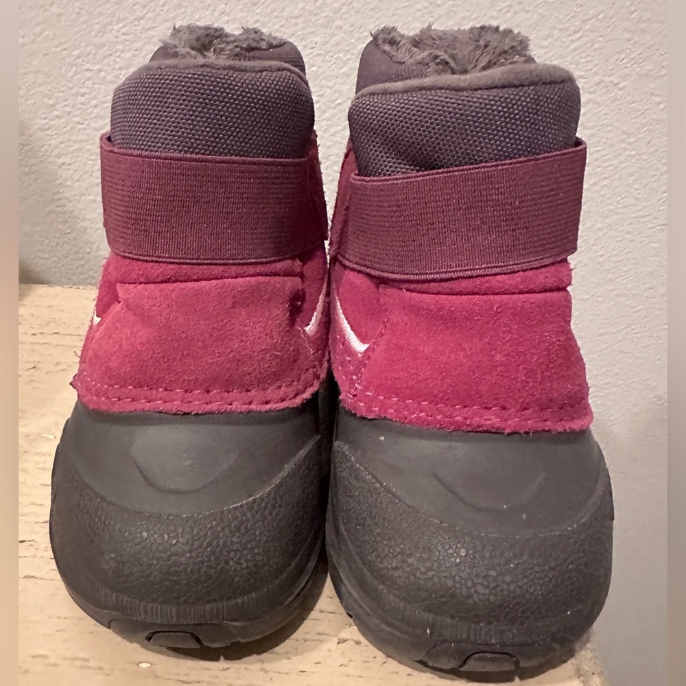 North Face Kids Toddler Purple Winter Snow Boots Size 6